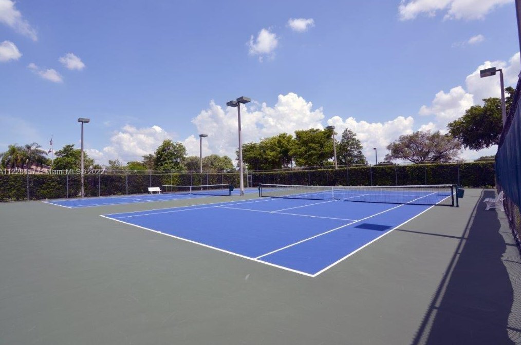 15030 48th Ter, Miami FL  33185-4256 exterior