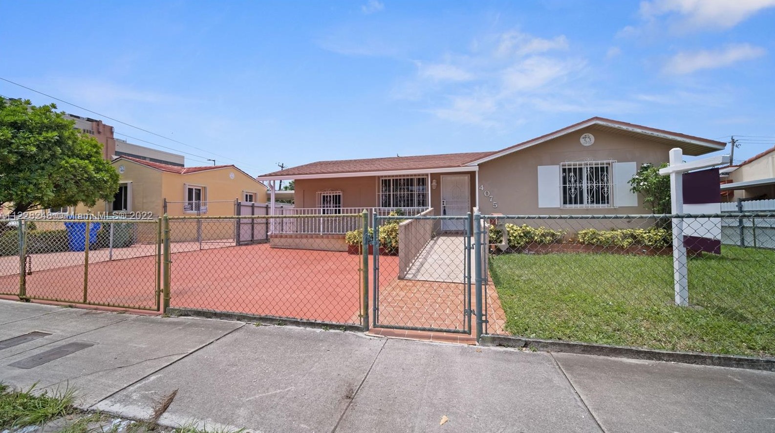 4075 3rd St, Miami, FL 33126-5725