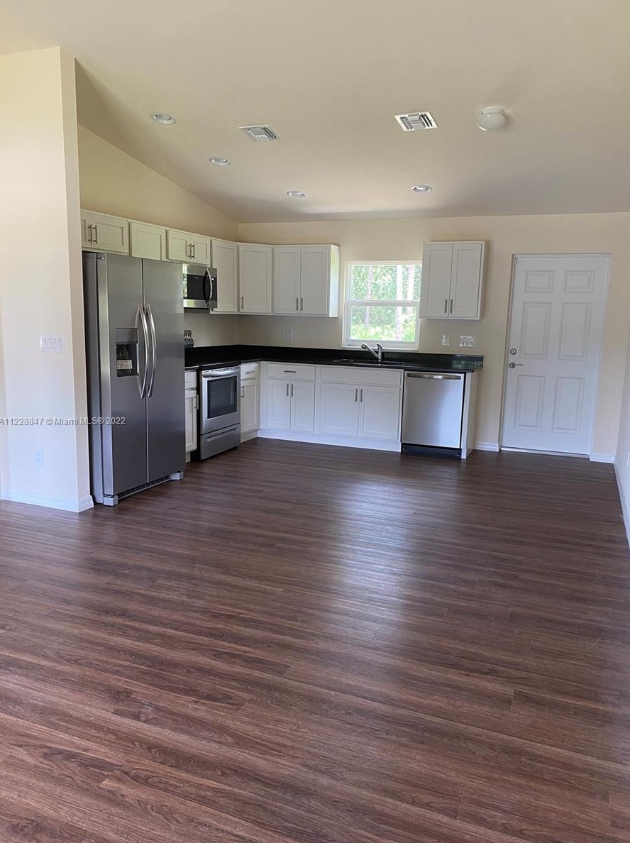 3005 Marlin Cir, Labelle, FL 33935