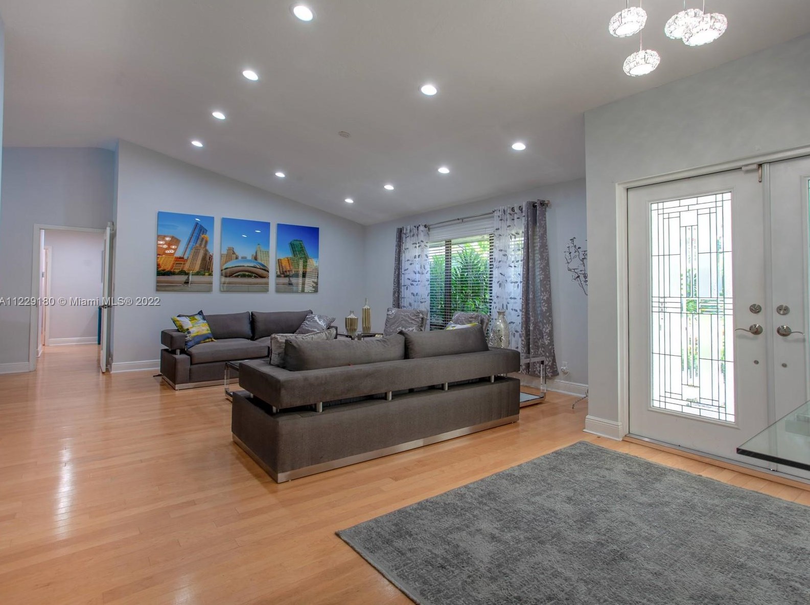 8270 180th St, Miami FL  33157-6130 exterior