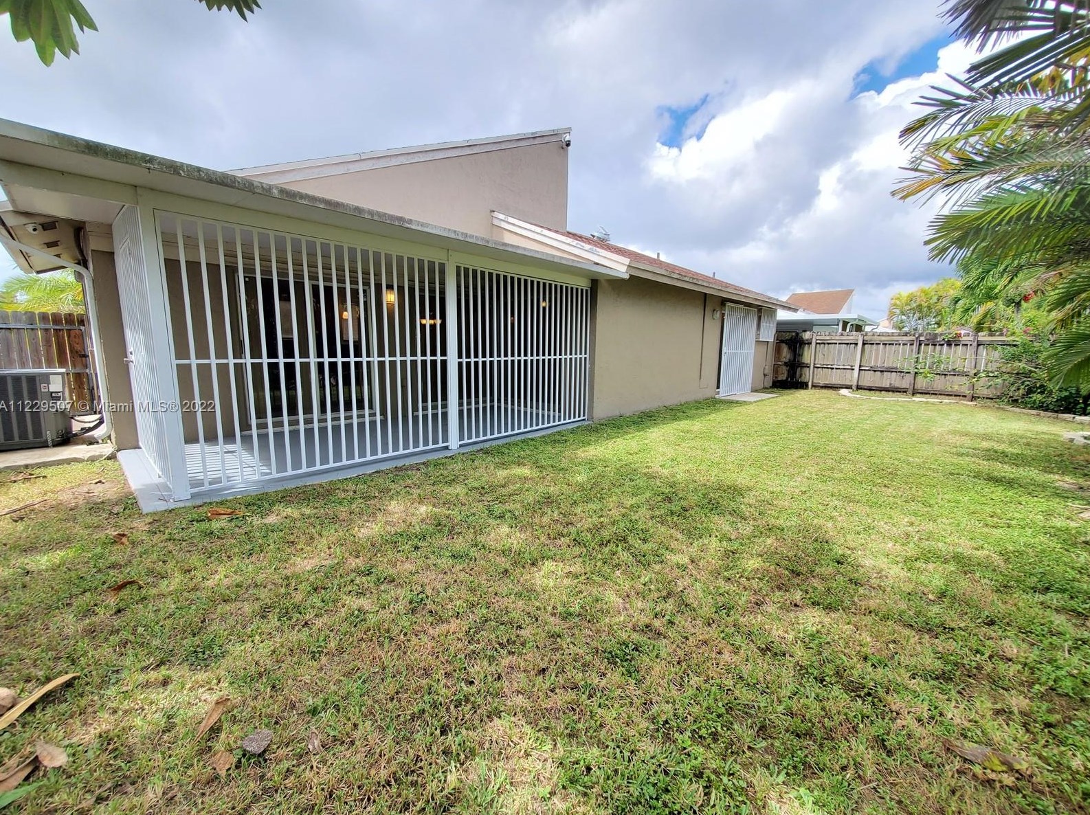 20221 124th Ave, Miami FL  33177-5223 exterior