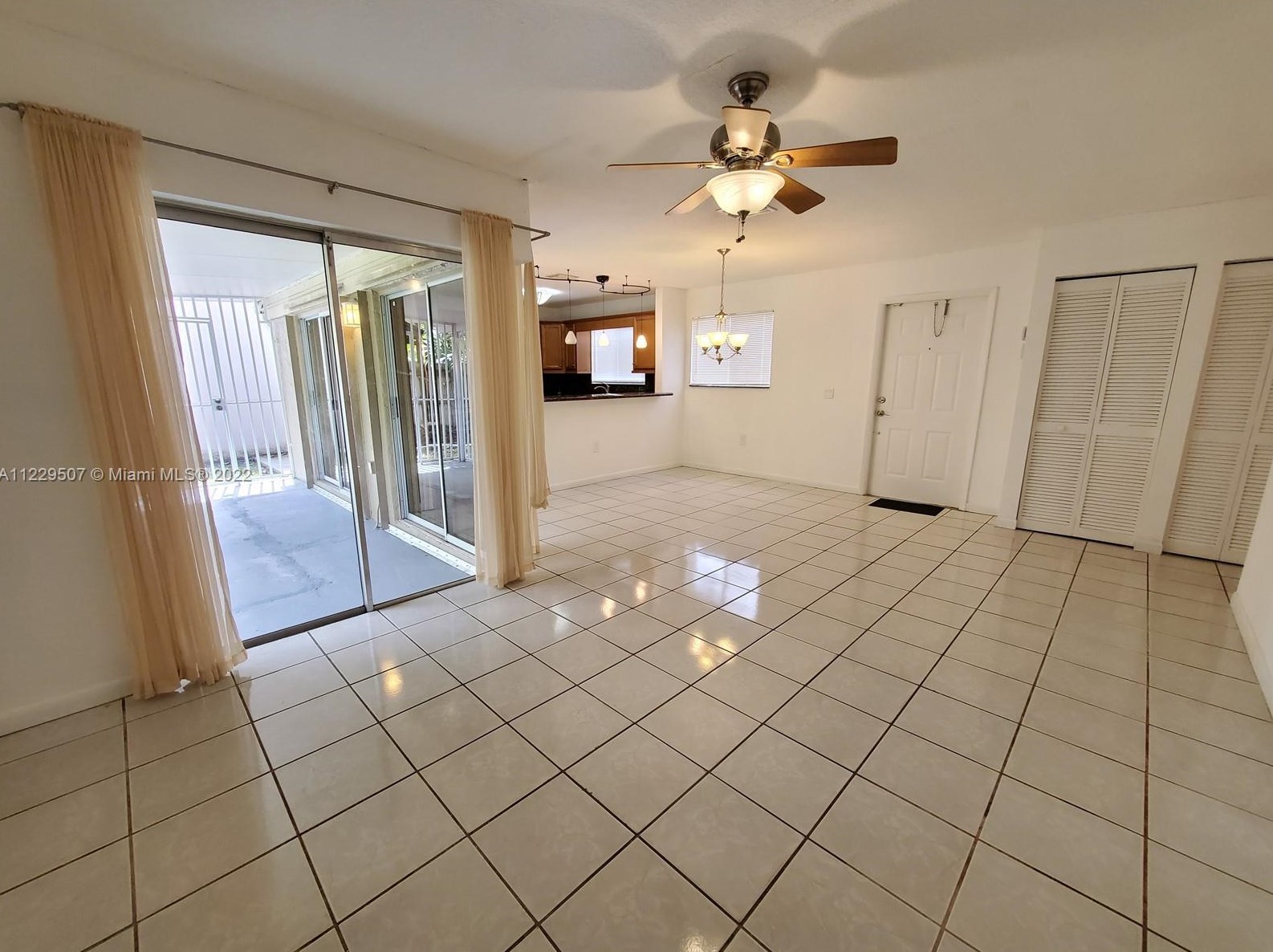 20221 124th Ave, Miami FL  33177-5223 exterior