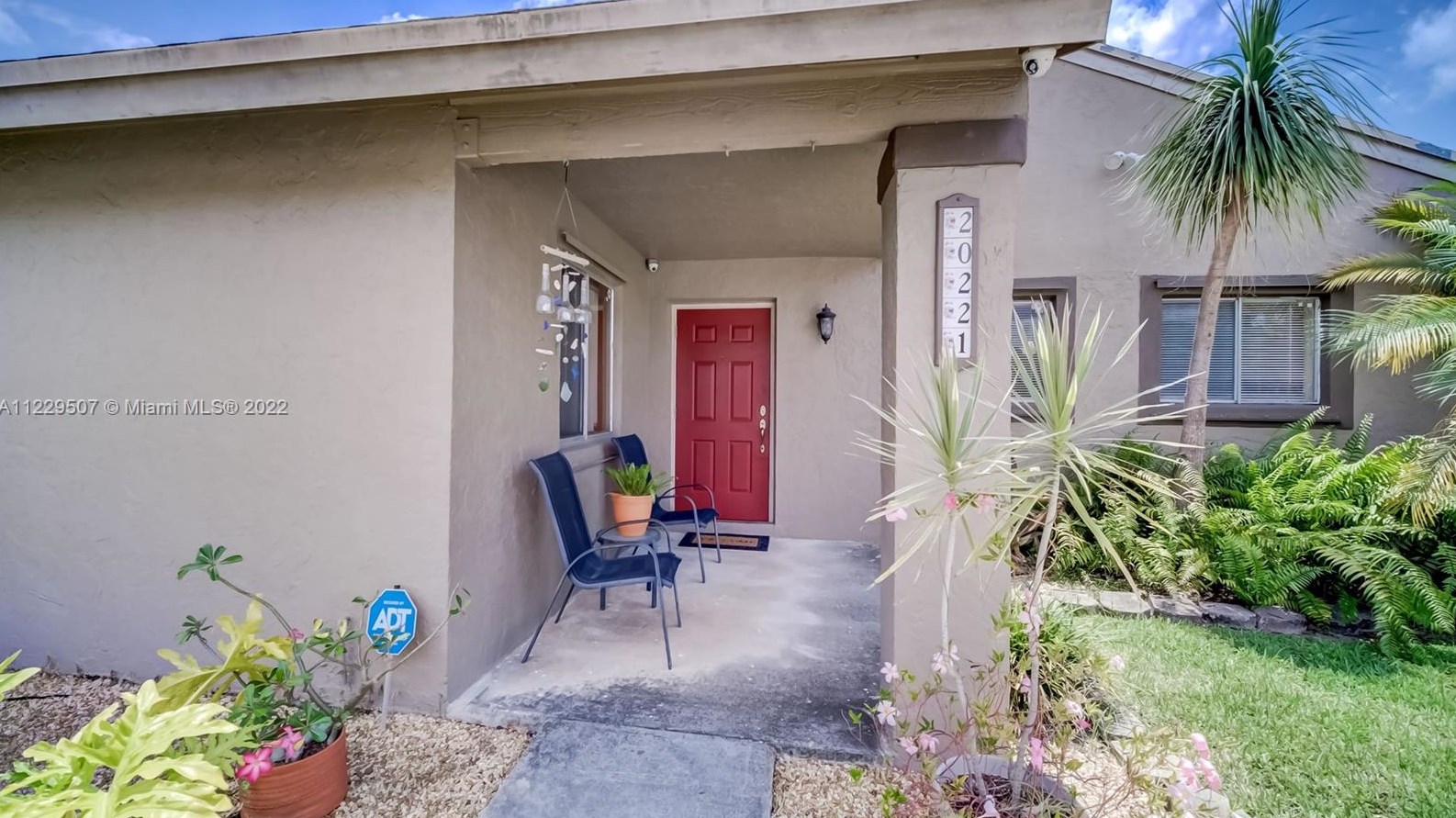 20221 124th Ave, Miami FL  33177-5223 exterior