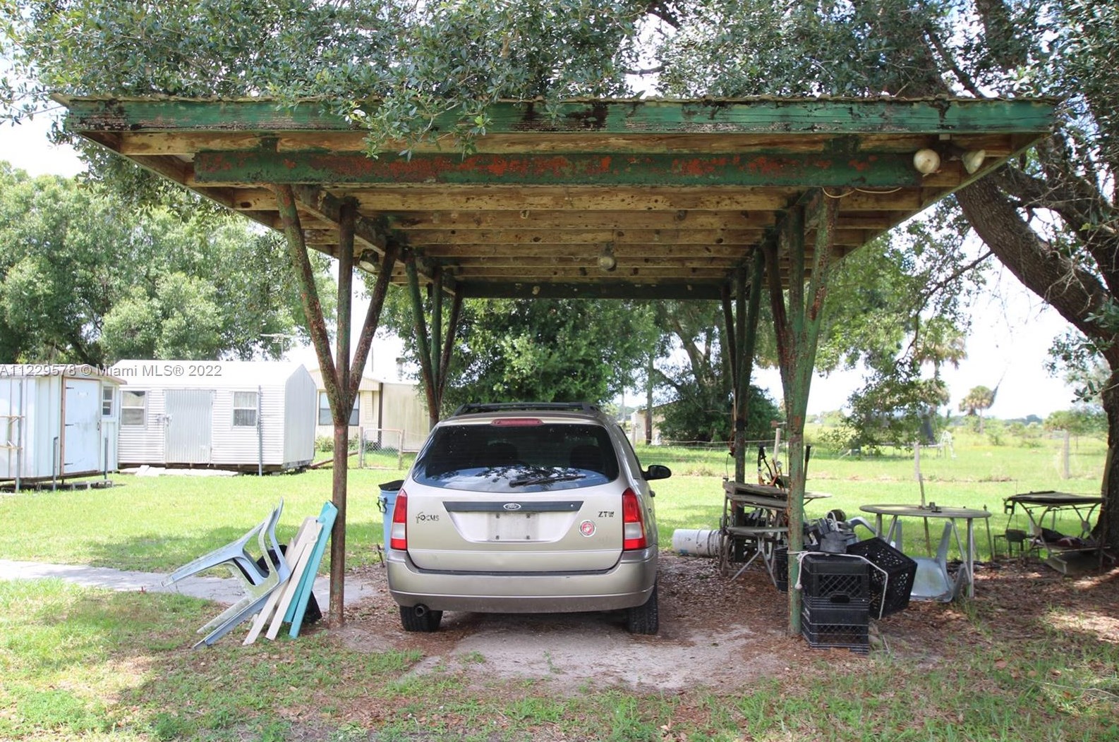 2472 63rd Ave, Okeechobee FL  34974-1235 exterior