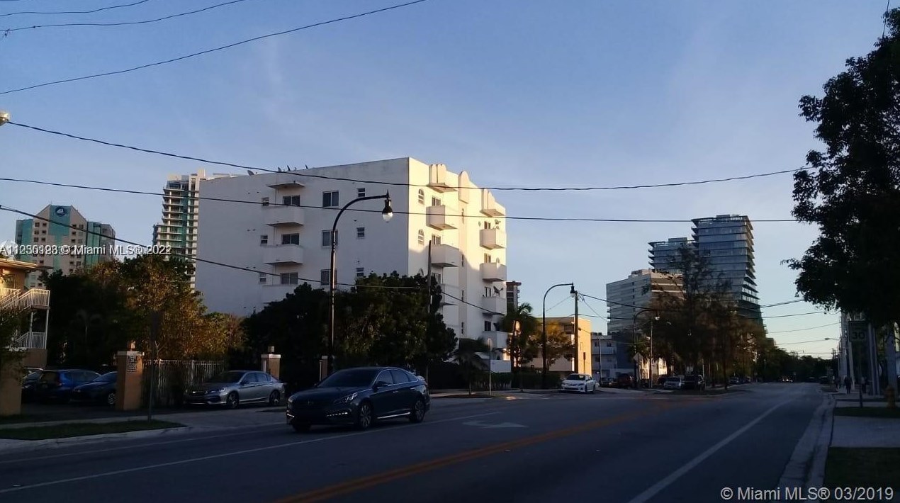 3051 Sw 27th Ave #303, Miami, FL 33133