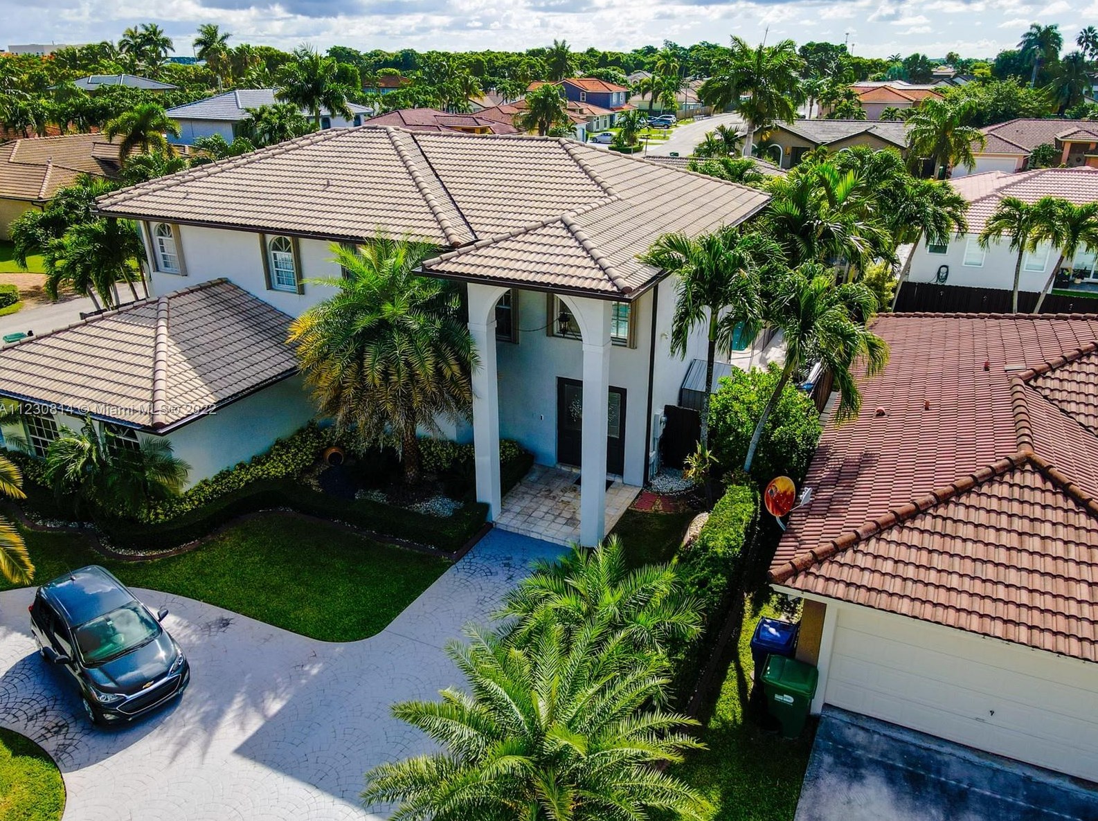 14101 152nd Pl, Miami, FL 33196-5690