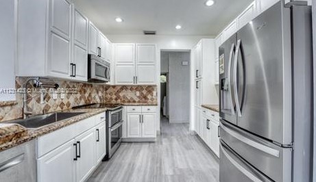 10939 Nashville Dr, Hollywood FL  33026-4905 exterior