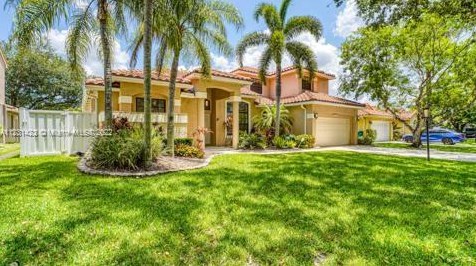 10939 Nashville Dr, Hollywood FL  33026-4905 exterior