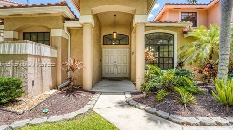 10939 Nashville Dr, Hollywood FL  33026-4905 exterior