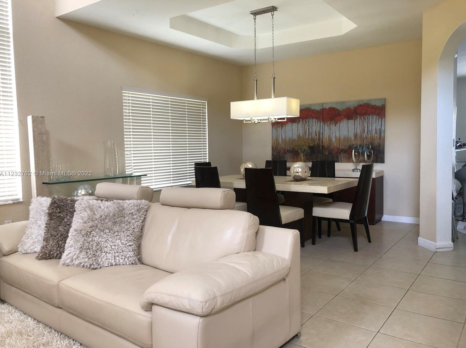 9410 227th Ter, Miami FL  33190-1805 exterior