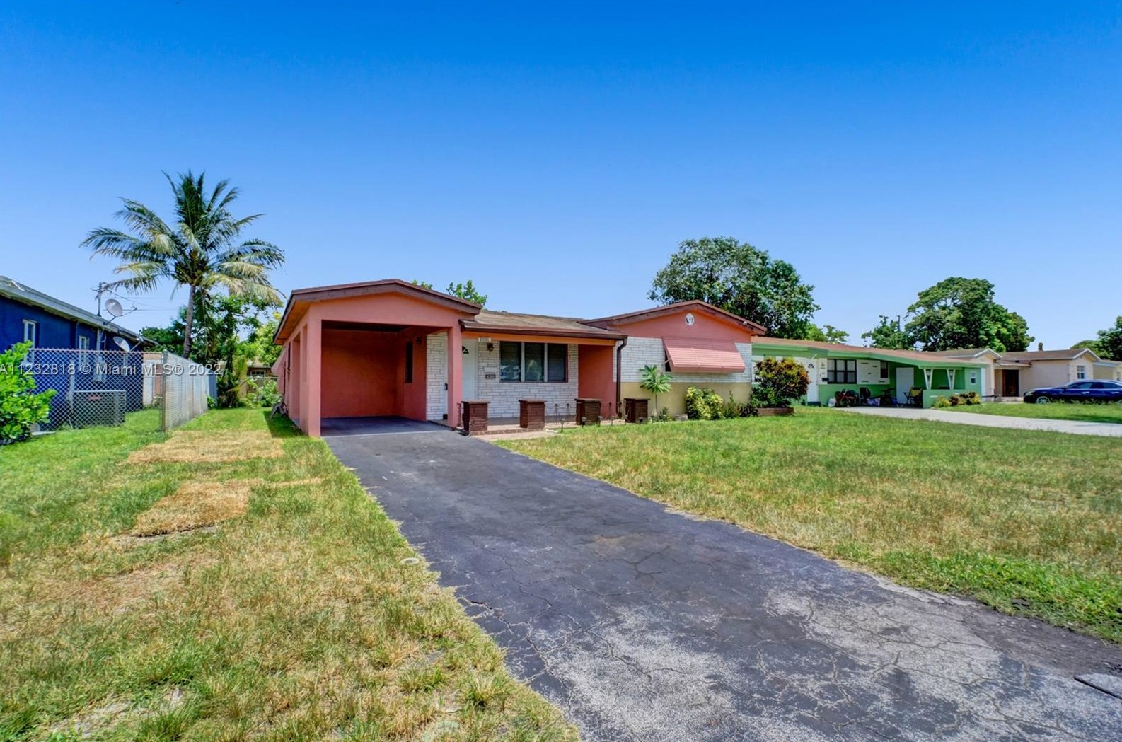 2331 Arcadia Dr, Hollywood, FL 33023