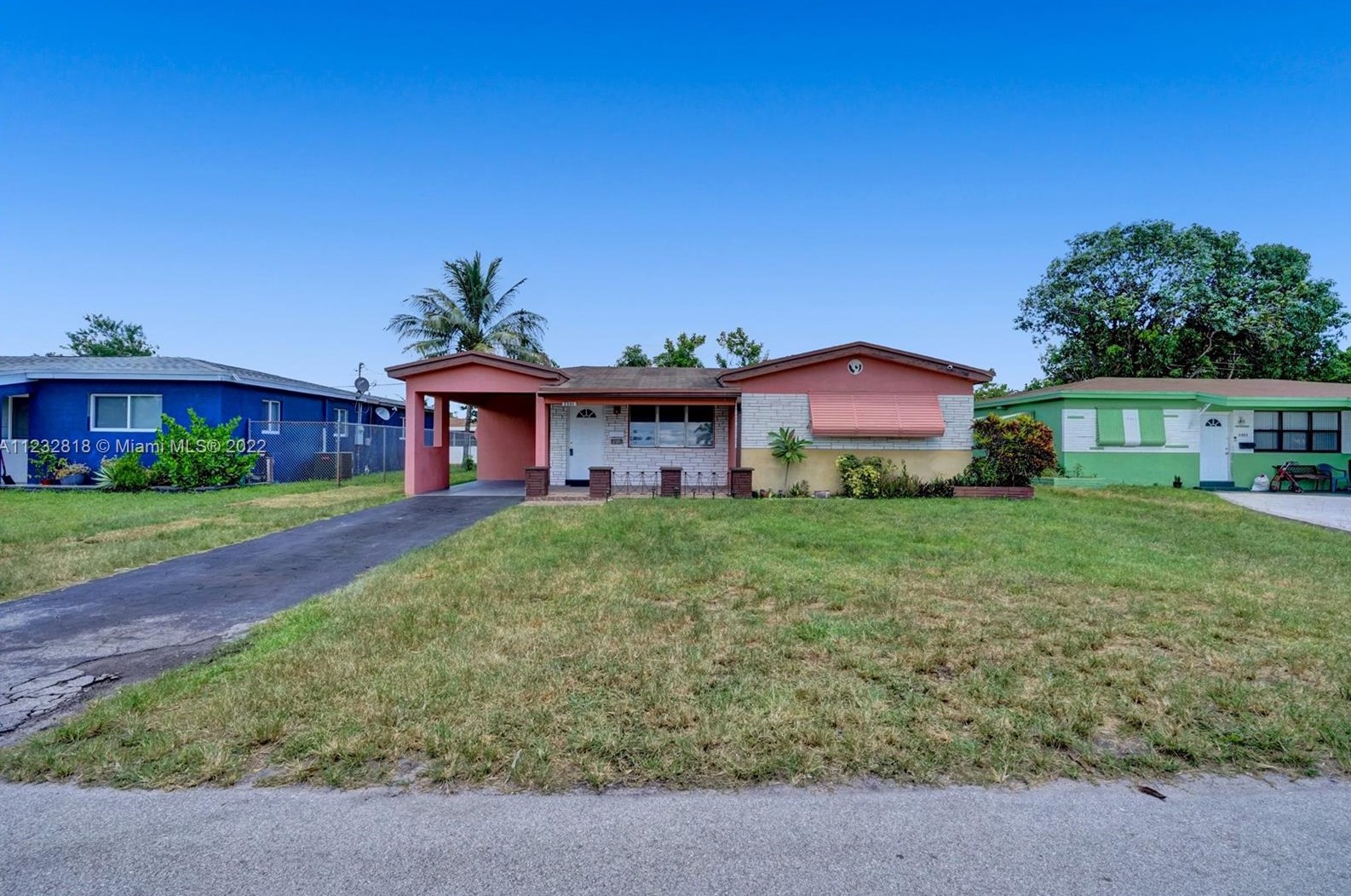 2331 Arcadia Dr, Hollywood FL  33023-3621 exterior