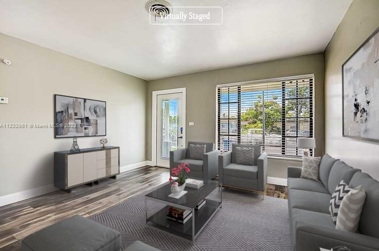 1411 199th St, Miami FL  33169-2741 exterior