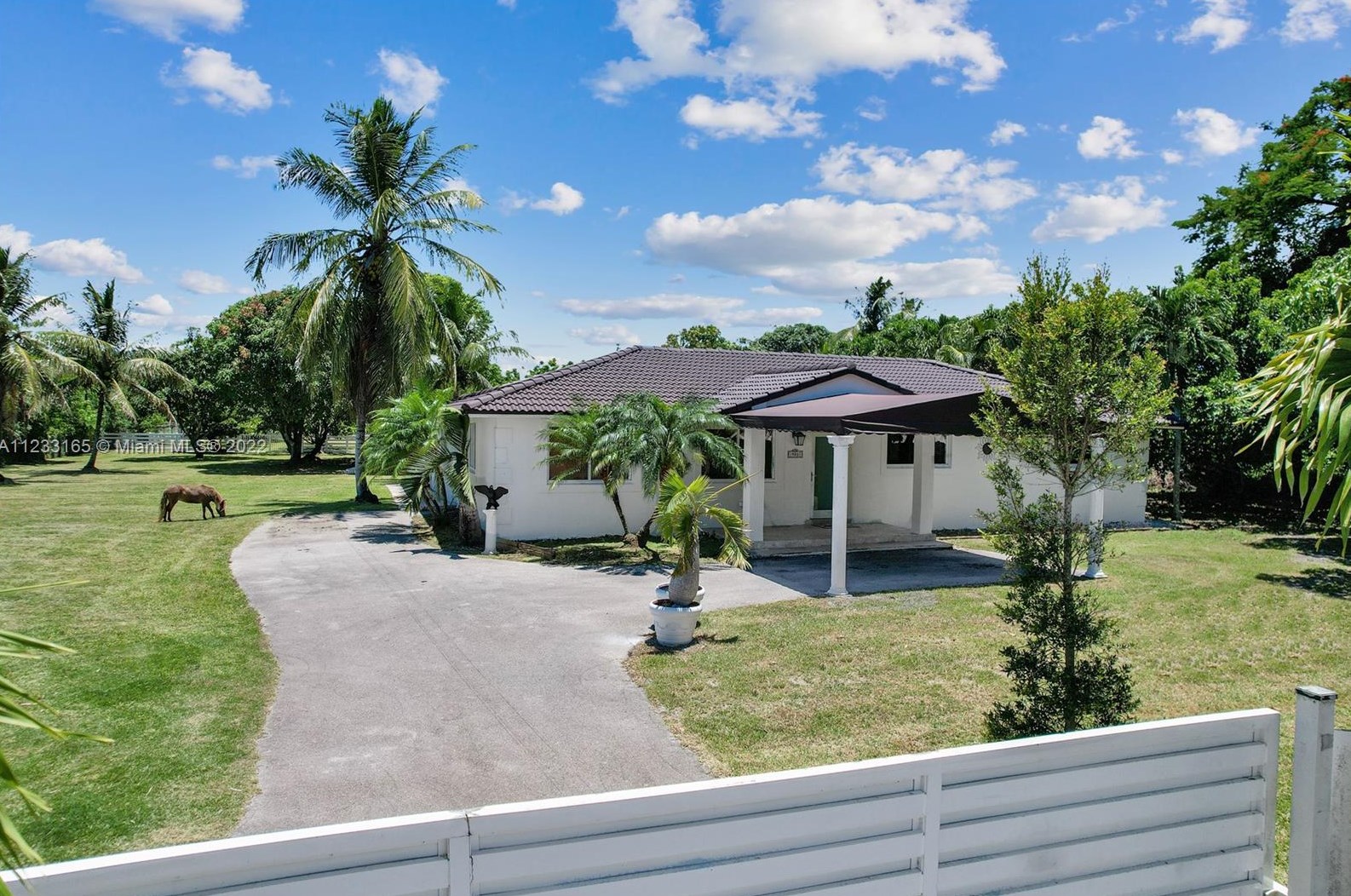 19801 187th Ave, Miami, FL 33187-2418