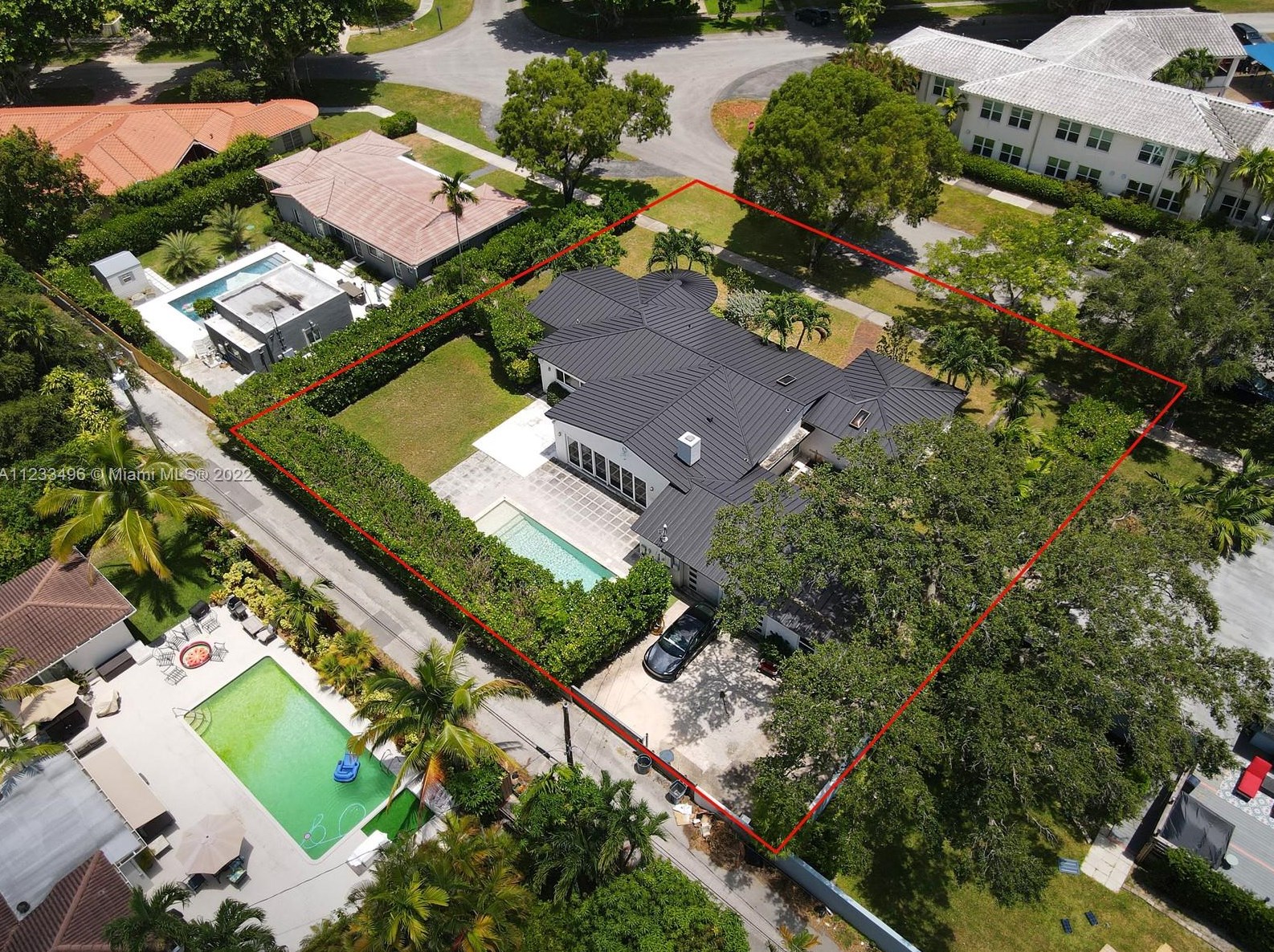 429 99th St, Miami, FL 33138-2461