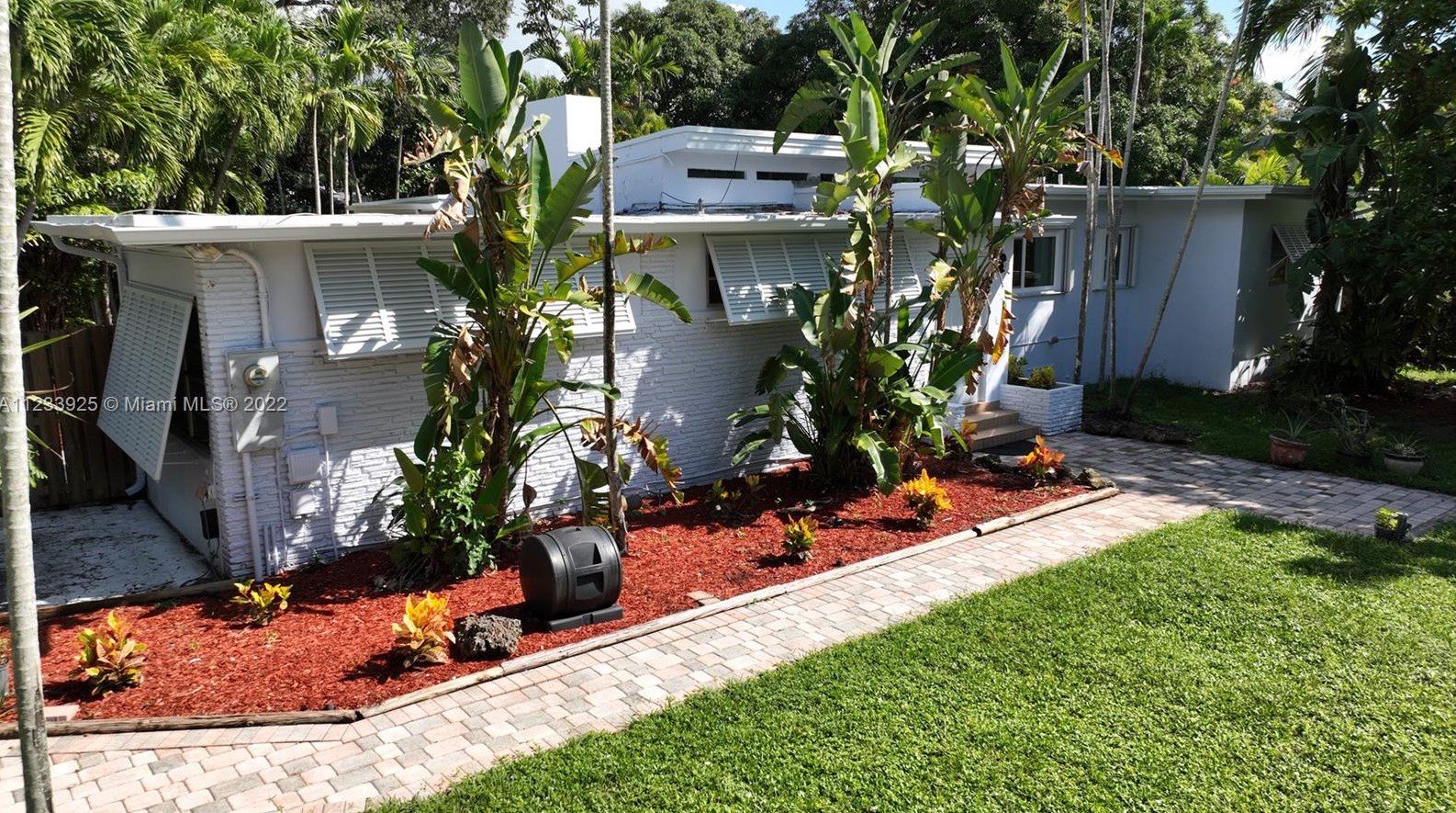 751 114th St, Miami, FL 33161-6351