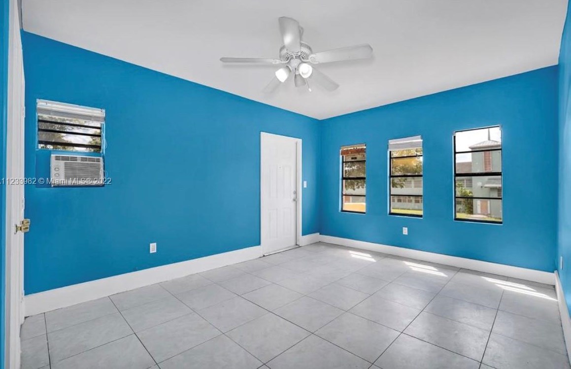 613 Sharar Ave #2, Miami, FL 33054