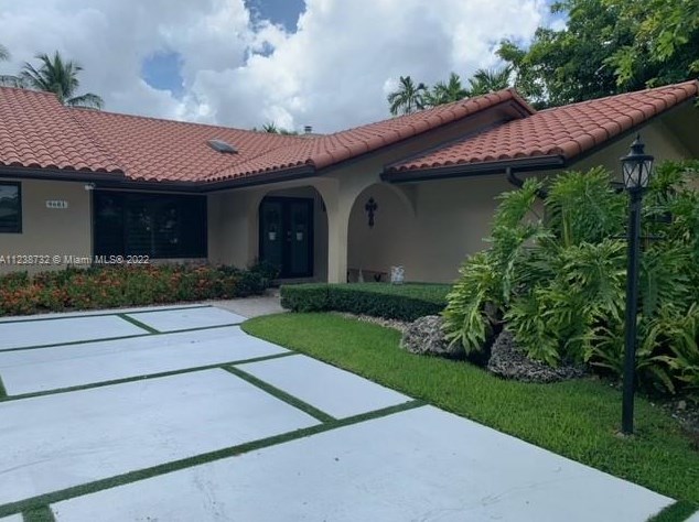 9601 122nd Ct, Miami, FL 33186-2538