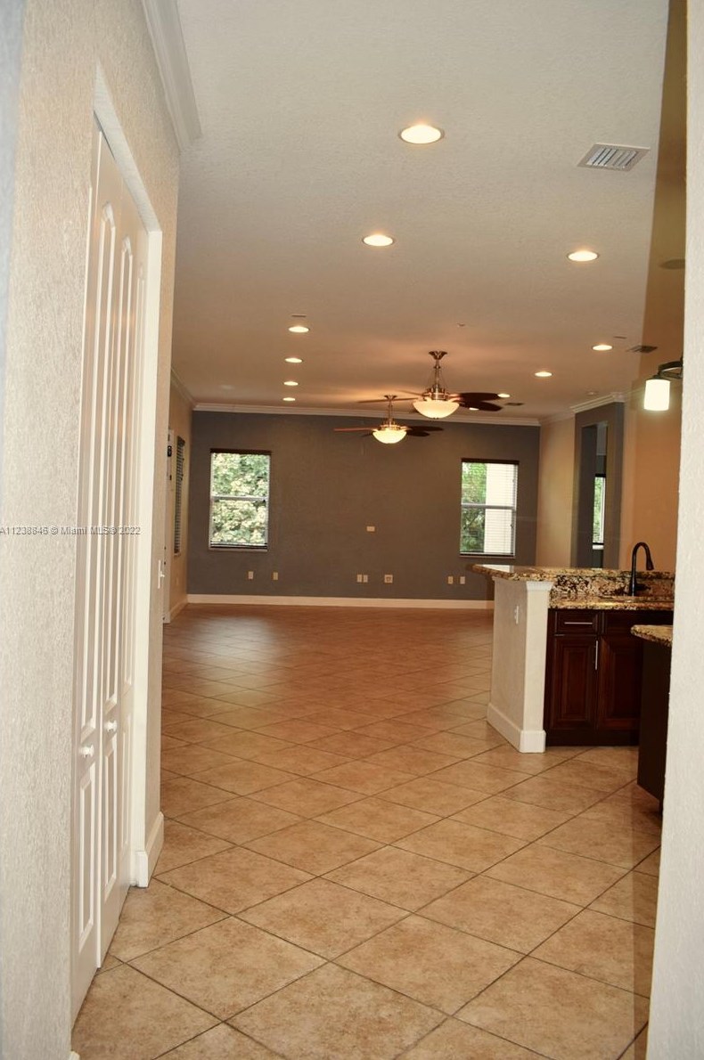 13196 190th St, Miami FL  33177-3740 exterior