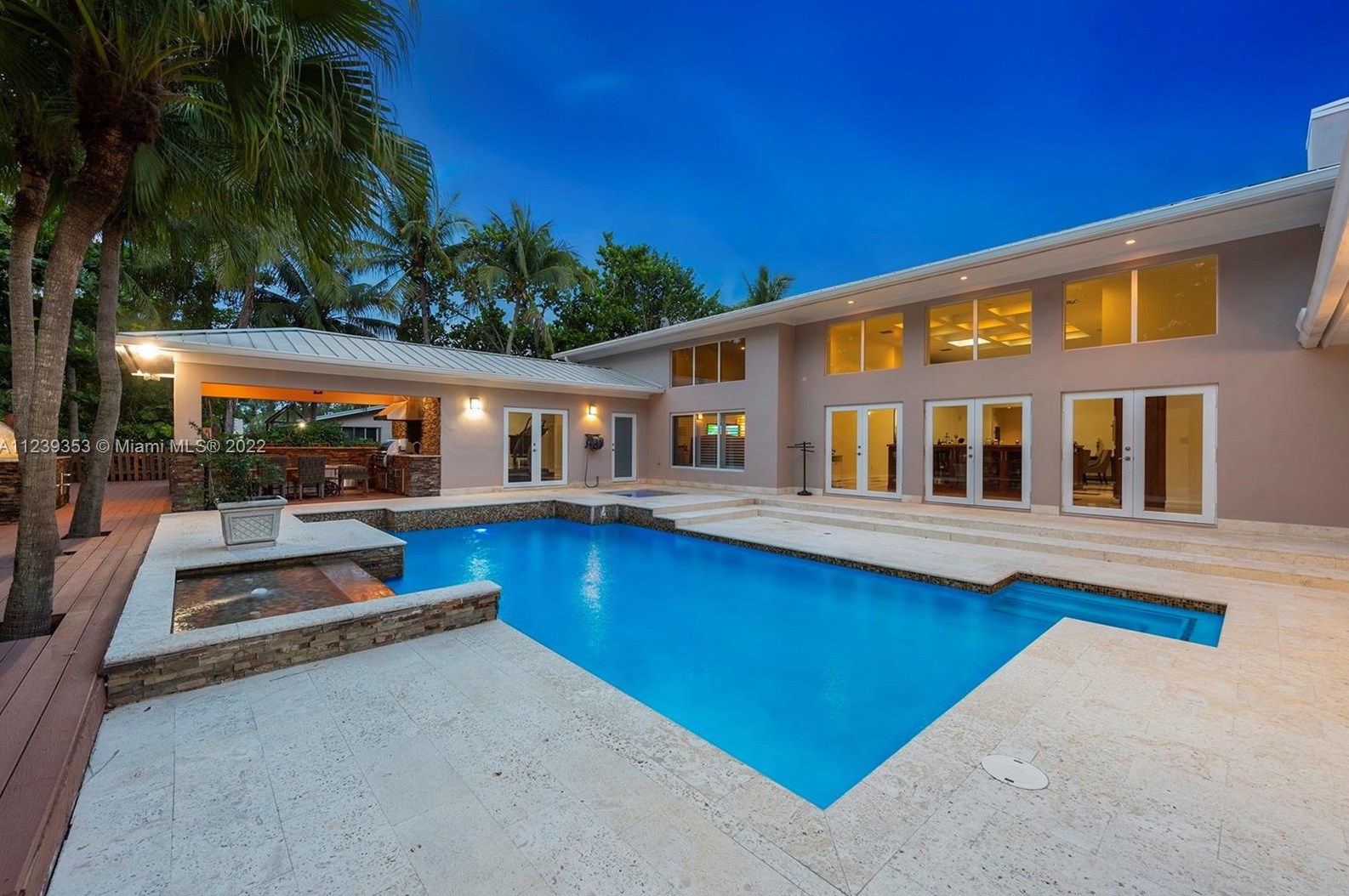 16901 83rd Ave, Miami, FL 33157-4708