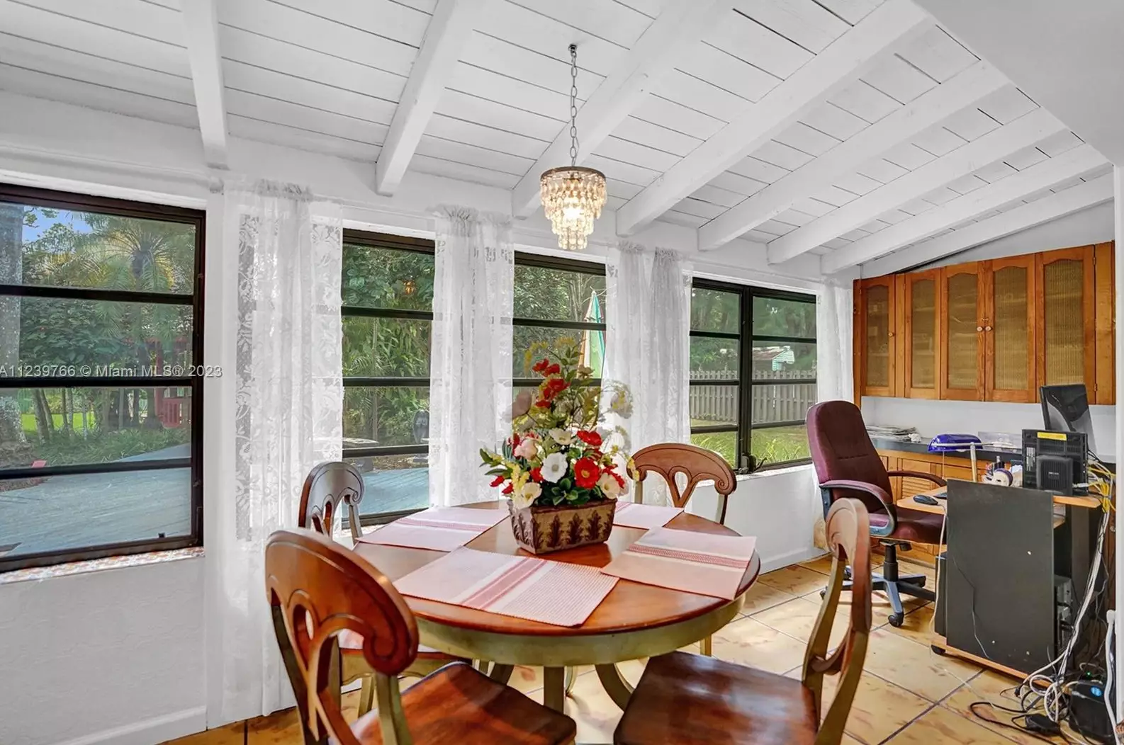 6031 82nd Ave, Miami FL  33143-1552 exterior