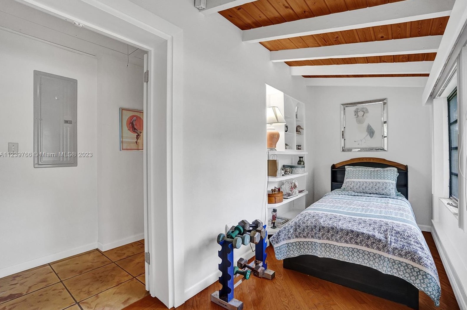 6031 82nd Ave, Miami FL  33143-1552 exterior