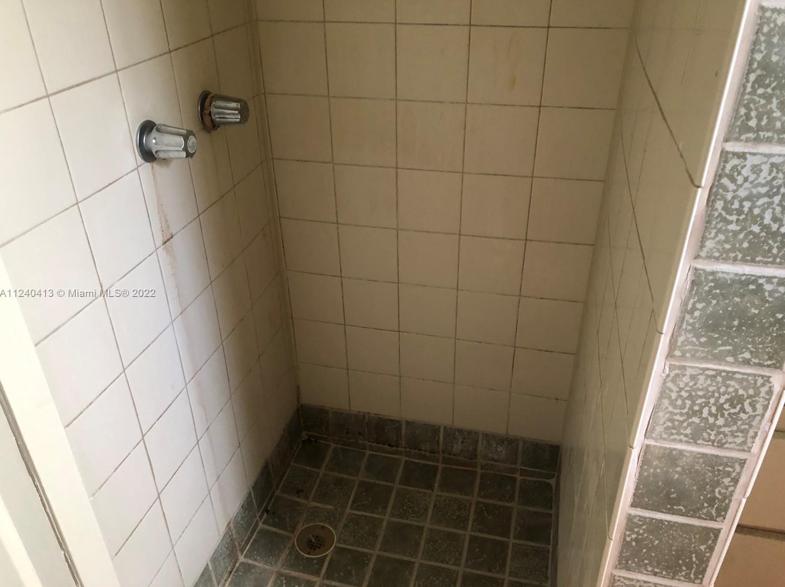 30 107 St, Miami FL 33167-3425 exterior