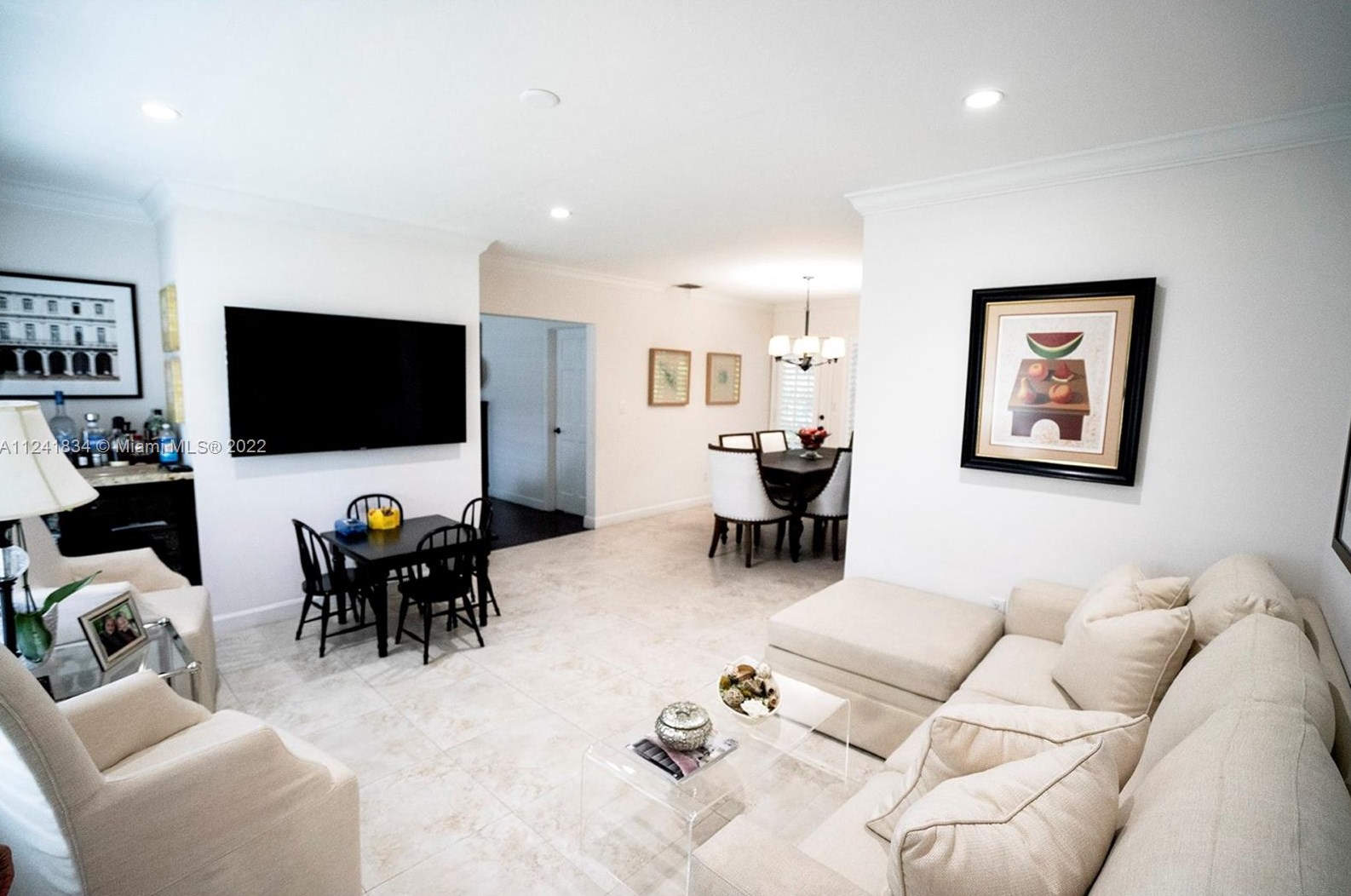 7010 68th Ct, Miami FL  33143-3124 exterior