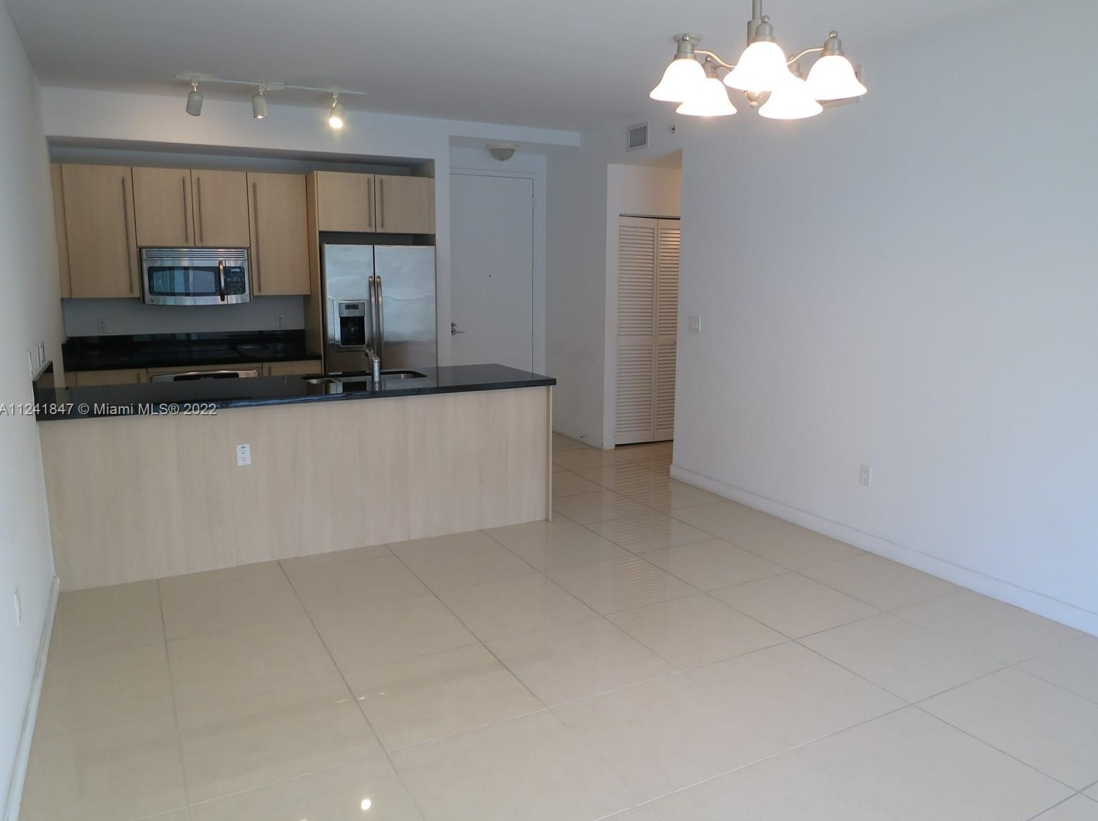 1111 1 Av Sw #1421-n, Miami, FL 33130