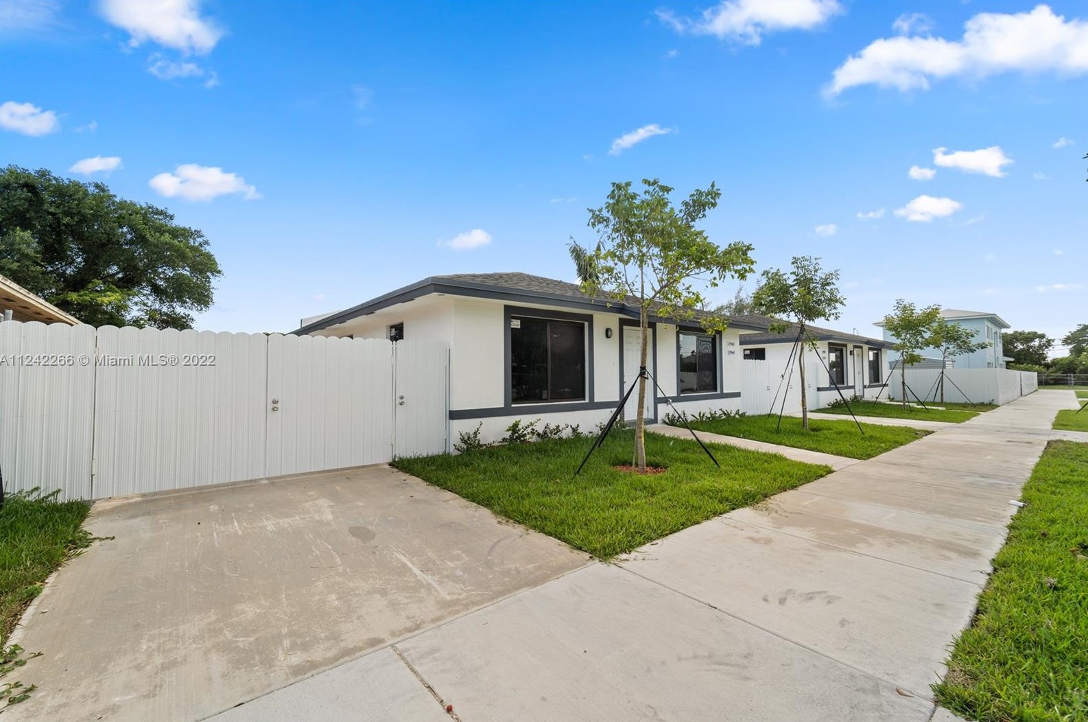 11960 214th St, Miami, FL 33177-5938