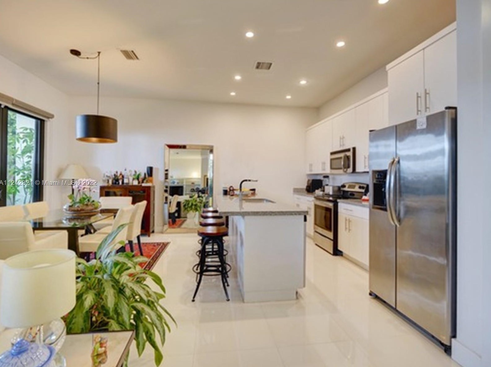 3318 Day Ave #9, Miami, FL 33133