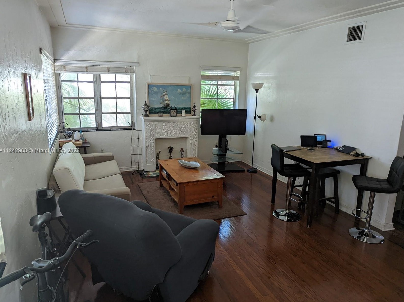817 Meridian Ave, Miami, FL 33139-5717