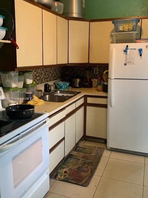 7665 3rd Ave, Miami, FL 33138-4913