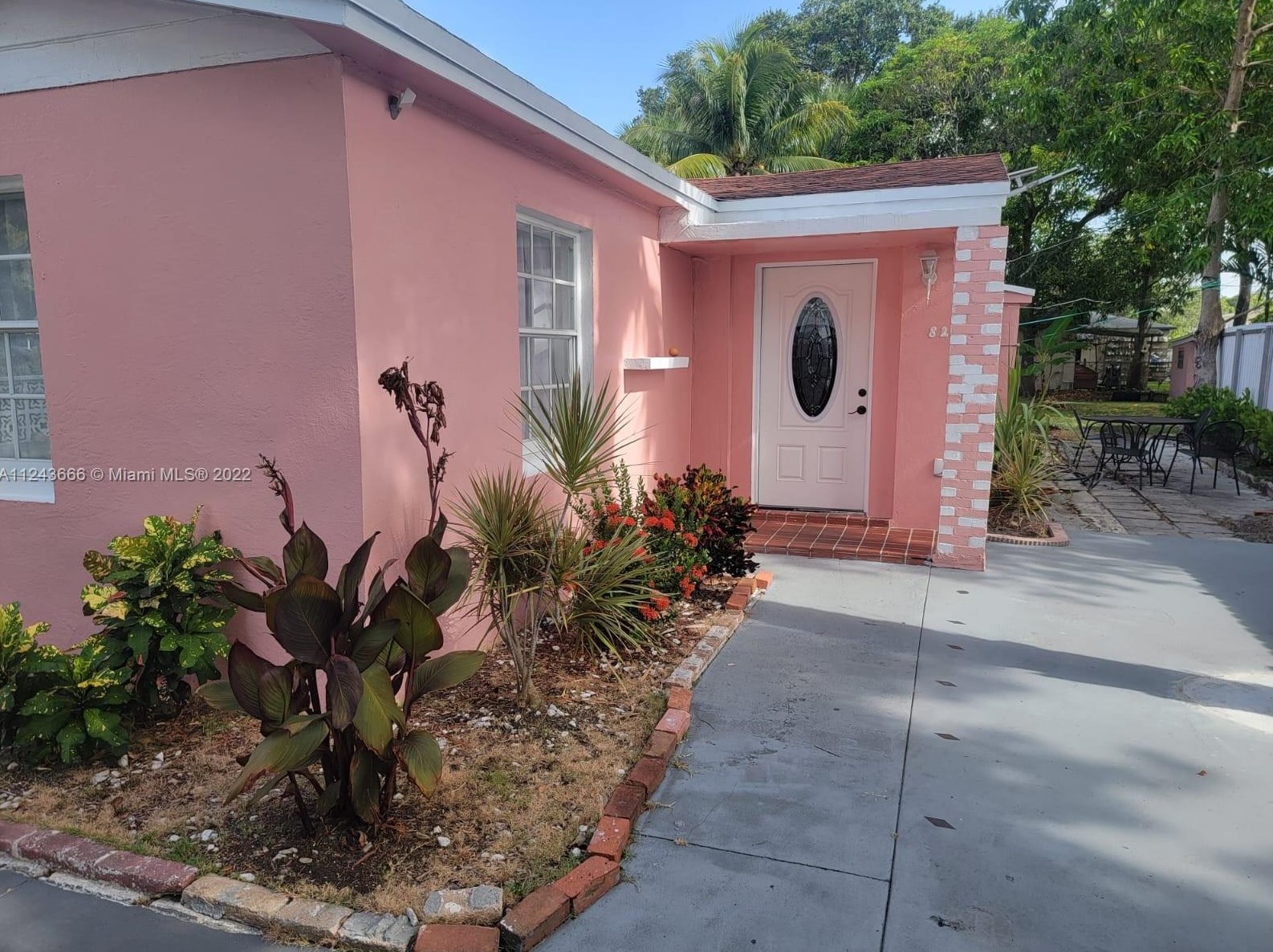 820 131st St, Miami, FL 33161-4948