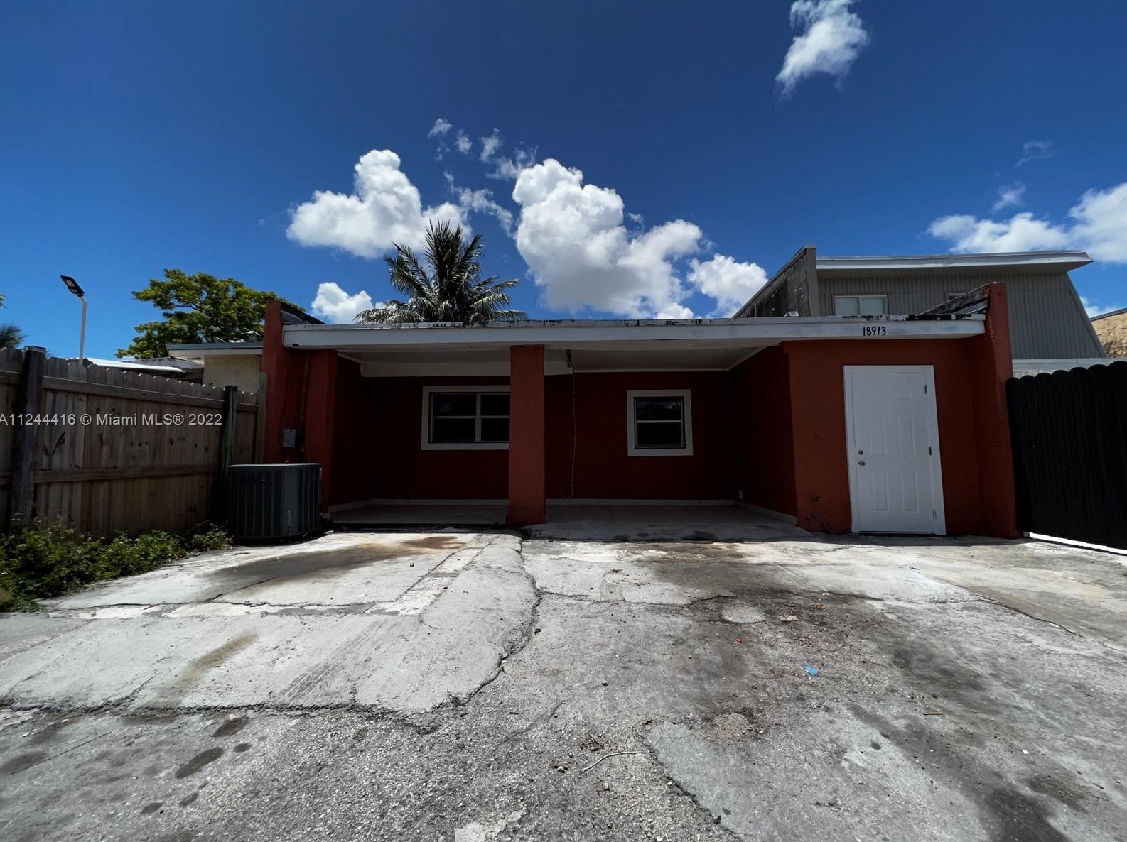 18913 46th Ave, Miami, FL 33055-2632