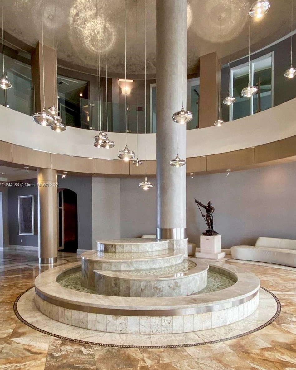 808 Brickell Key Dr Apt 3507, Miami, FL 33131