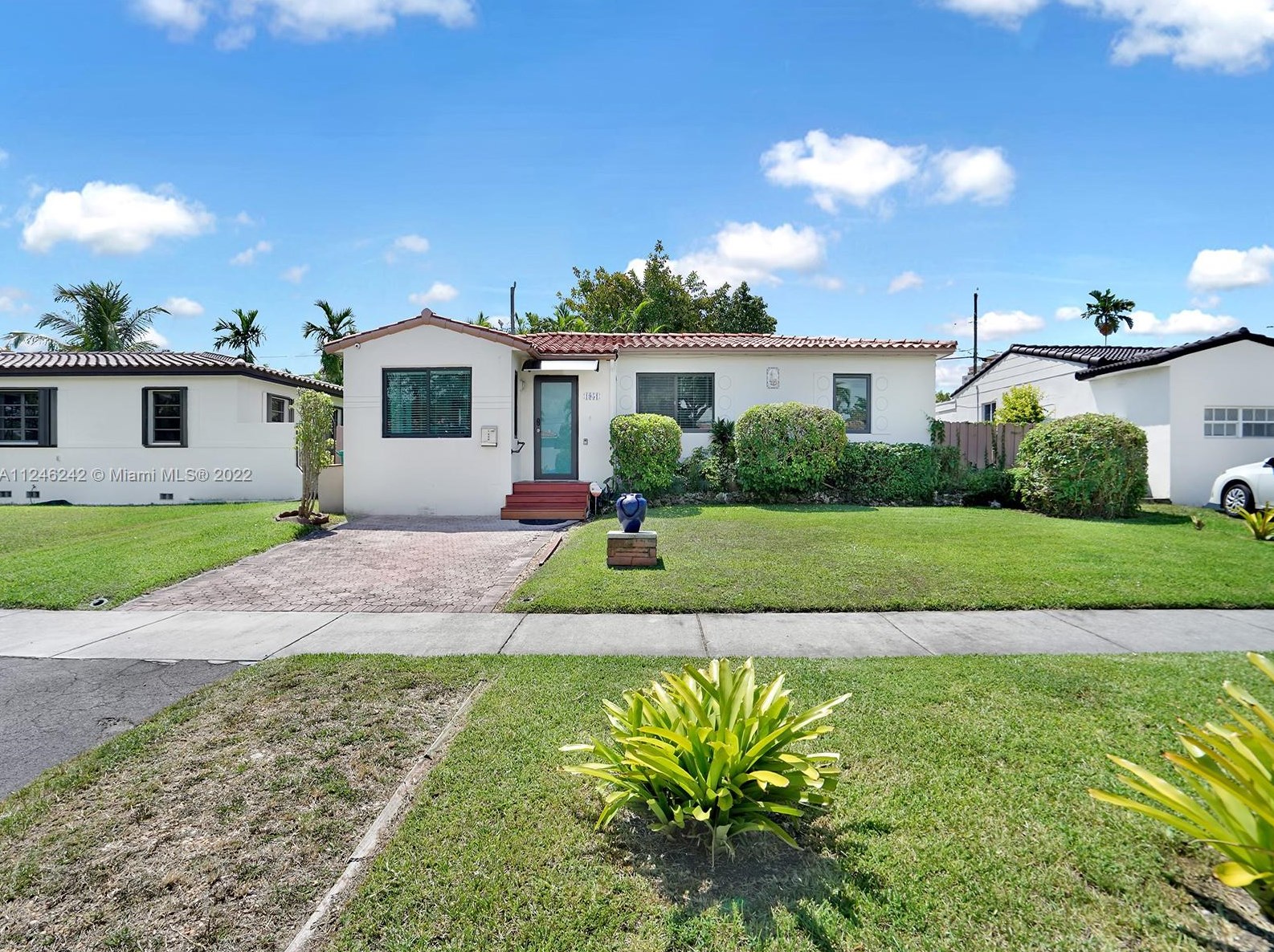 1951 Sw 33rd Ave, Miami, FL 33125