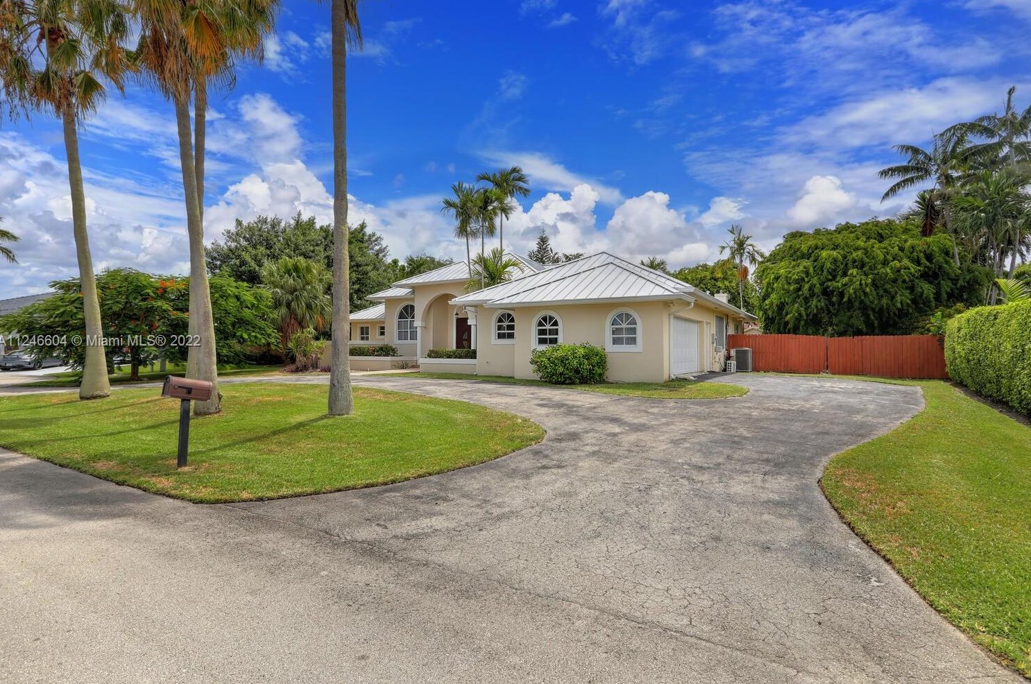 17710 Sw 80th Ct, Miami, FL 33157