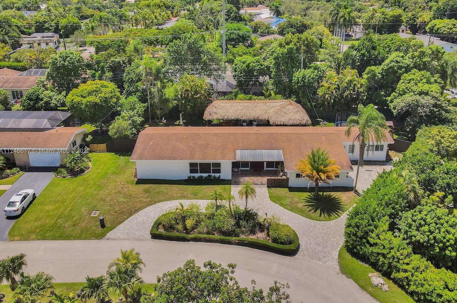 7860 134th Ter, Miami FL  33156-6759 exterior