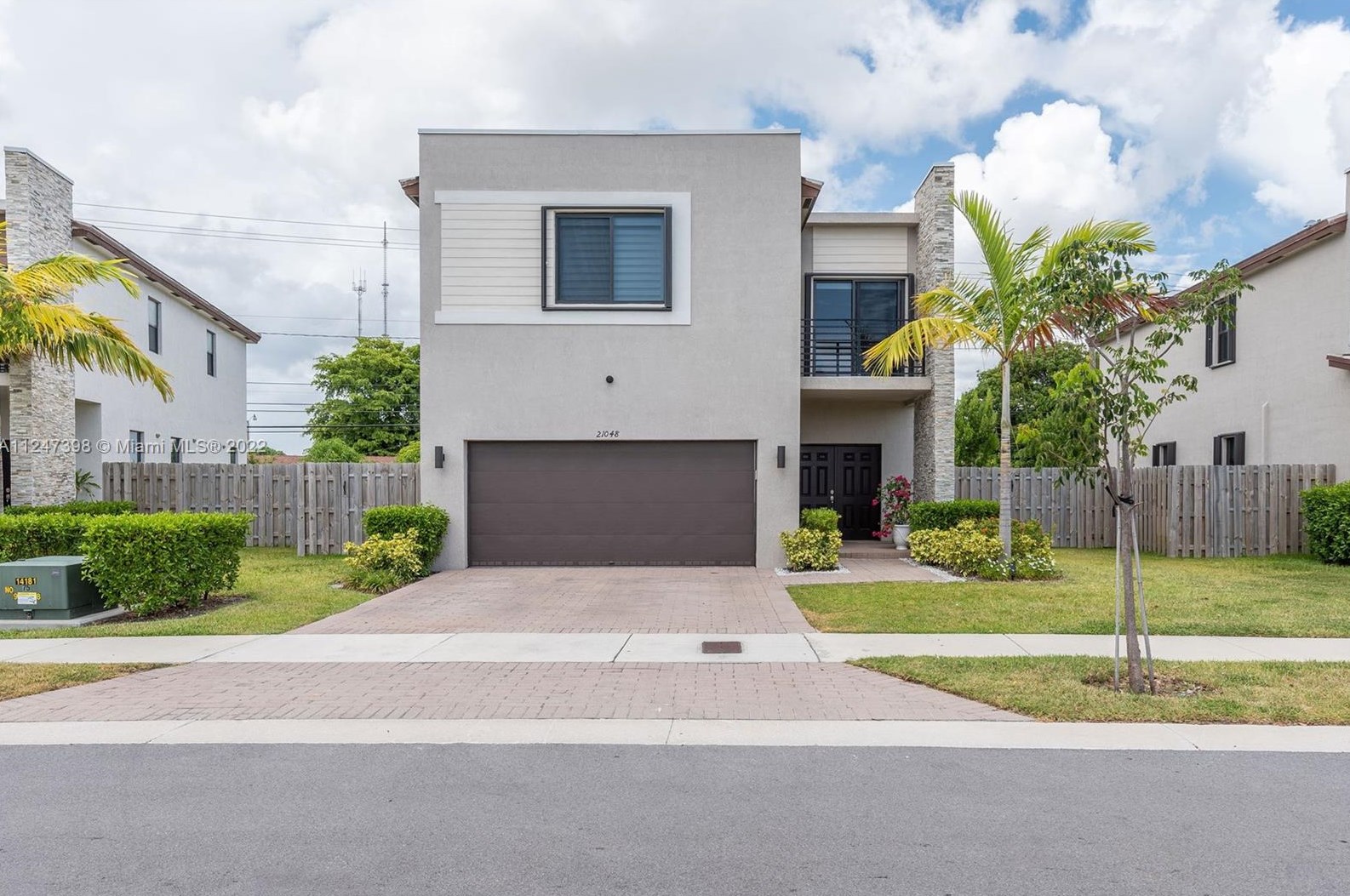 21048 2nd Ct, Miami, FL 33179-2517