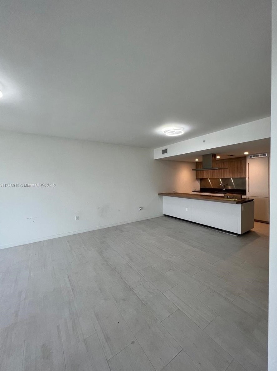 1000 Brickell Plaza #3211, Miami, FL 33131