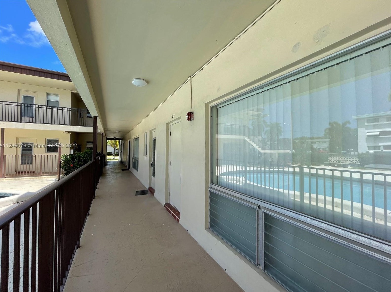 532 S Crescent Dr #104, Hollywood, FL 33021
