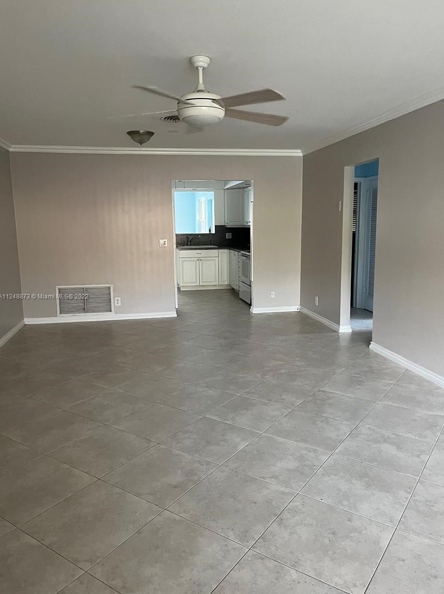 3701 Polk St #e-w, Hollywood, FL 33021