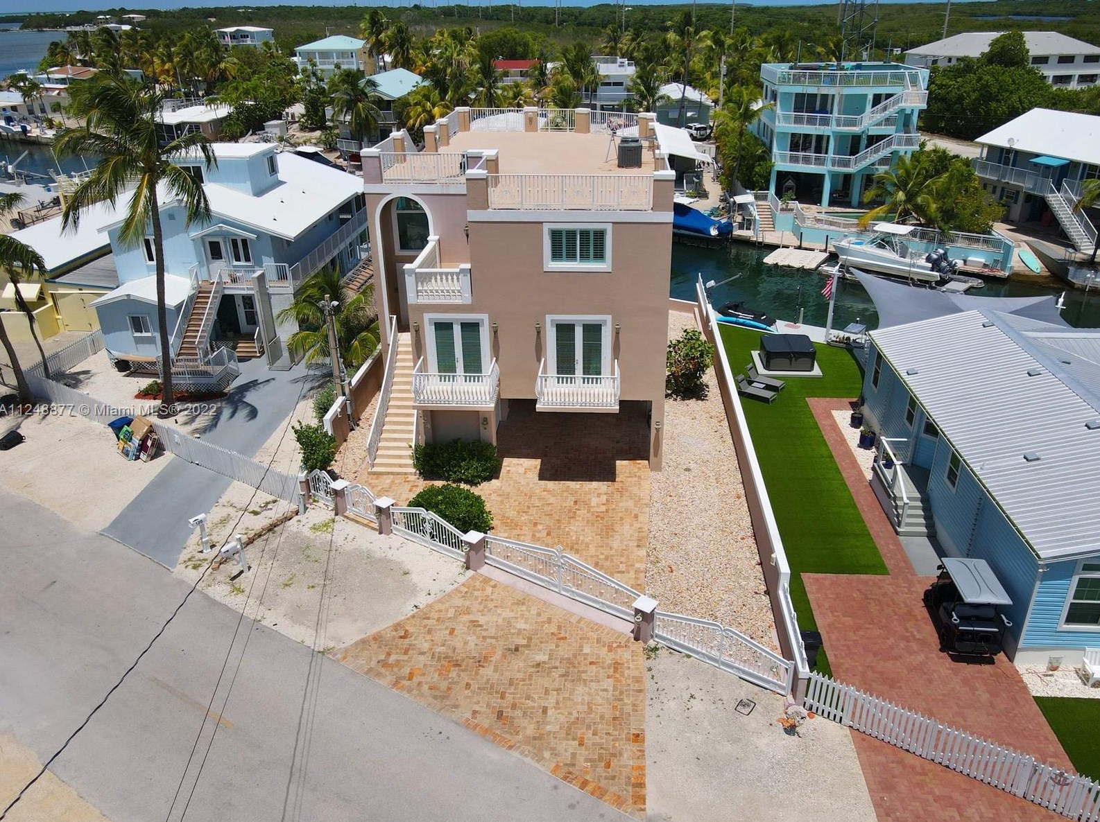 124 Guilford Ct, Plantation Key, FL 33070-2809