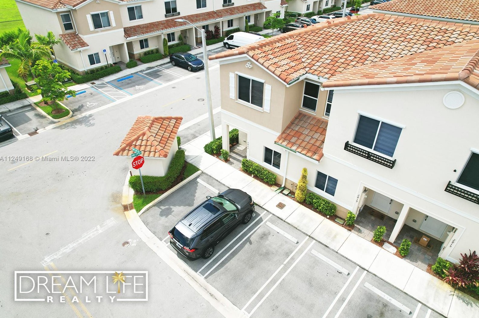 2823 181st St, Miami, FL 33056-2042