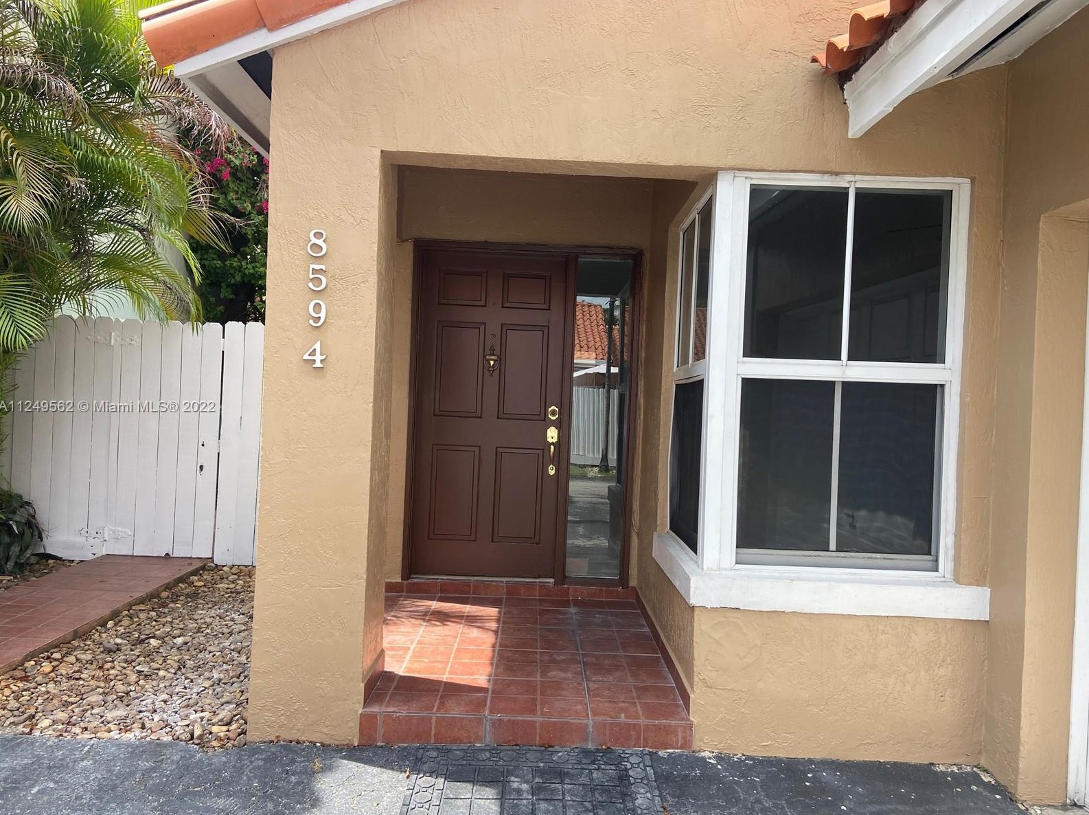 8594 2nd Ln, Miami, FL 33126-8331