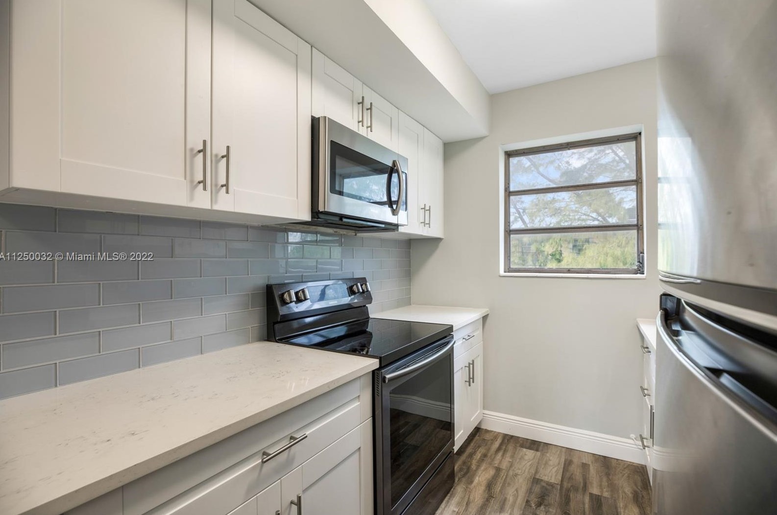 7725 Carlyle Ave #10, Miami, FL 33141