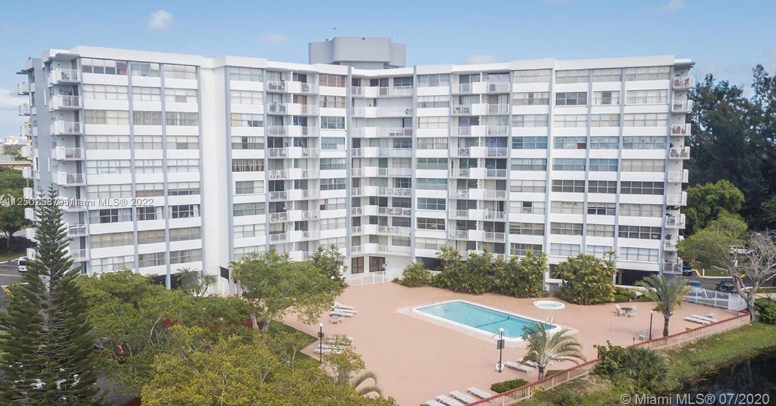 1300 Ne Miami Gardens Dr #215e, Miami, FL