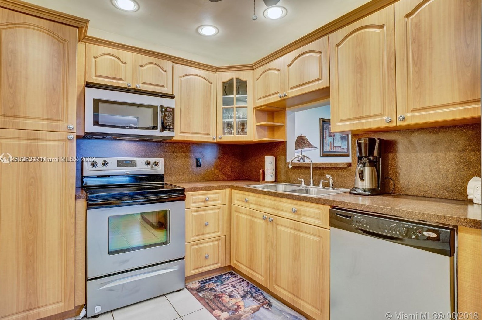 11110 Nw 19th St #no, Hollywood, FL 33026