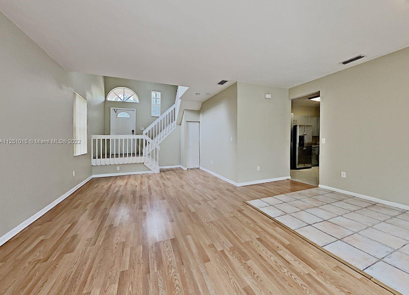 15901 5th St, Hollywood, FL 33027-1158